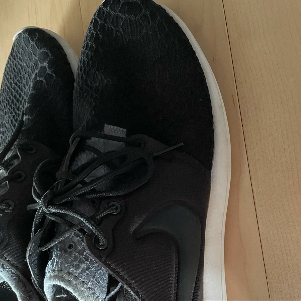 Nike Sneakers Black Size 11